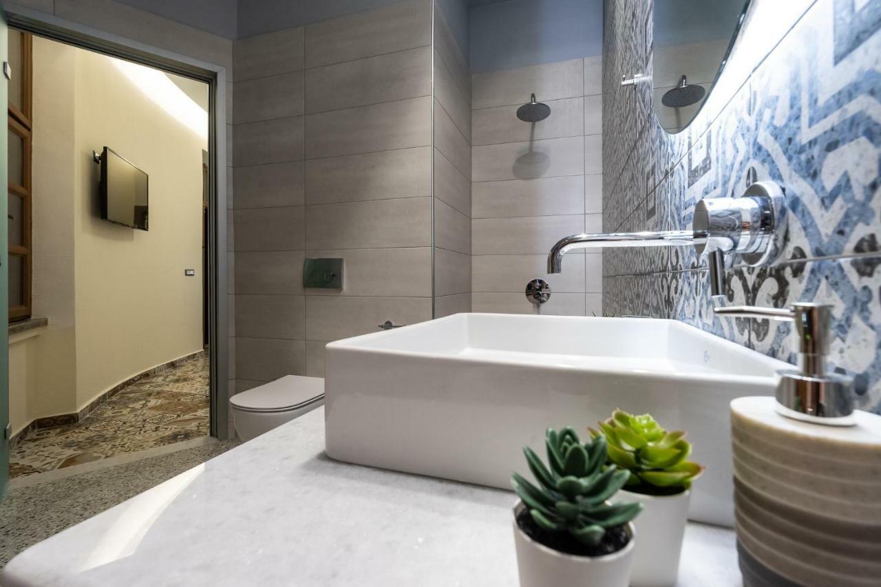 Casa Poli Suites Rhodes City エクステリア 写真
