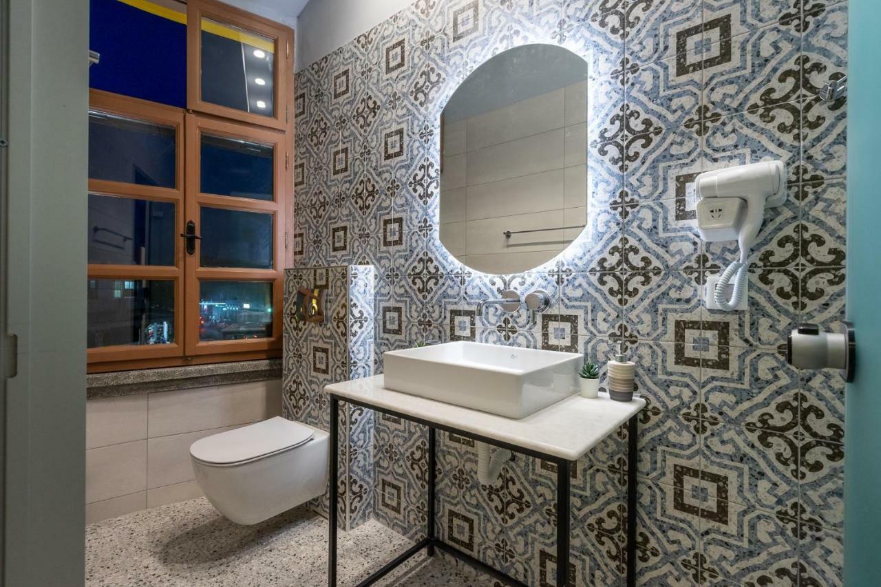 Casa Poli Suites Rhodes City エクステリア 写真
