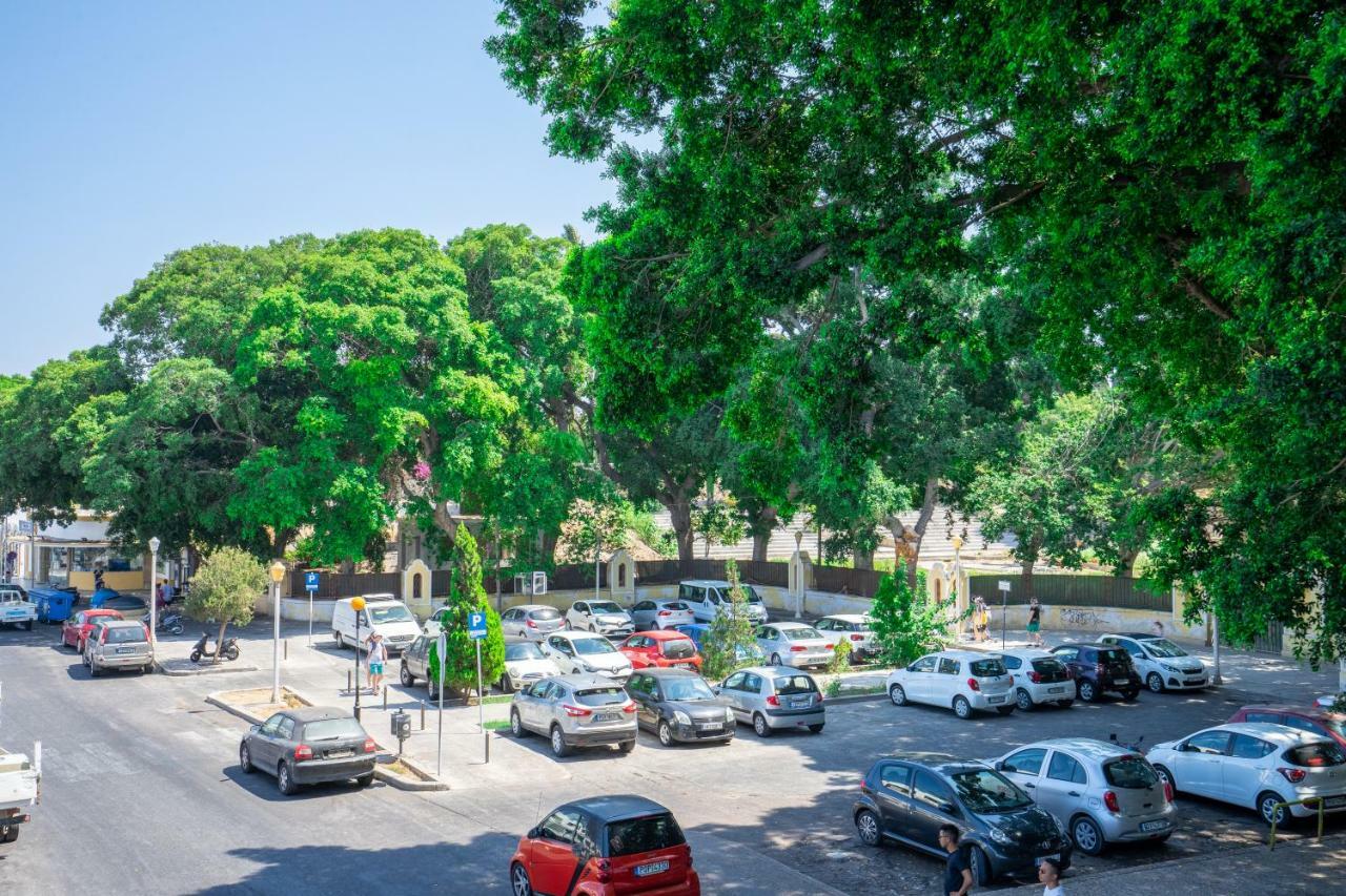 Casa Poli Suites Rhodes City エクステリア 写真