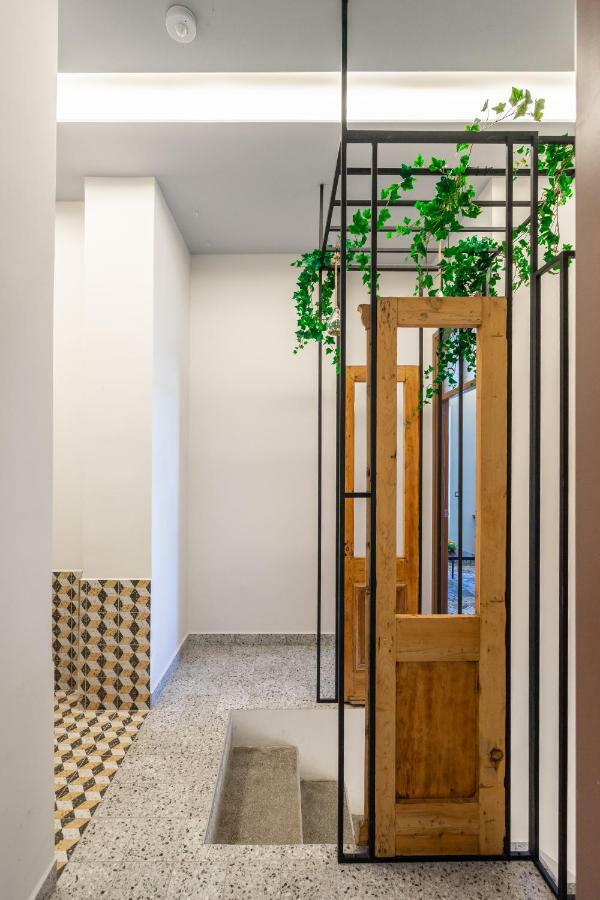 Casa Poli Suites Rhodes City エクステリア 写真
