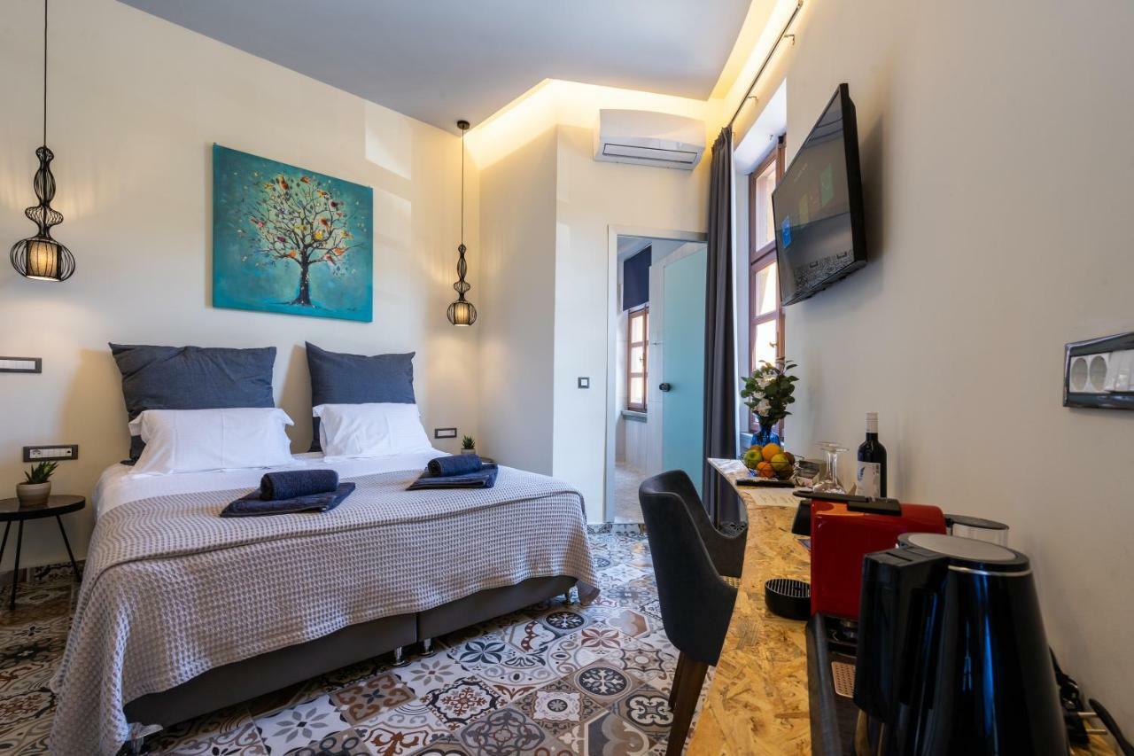 Casa Poli Suites Rhodes City エクステリア 写真